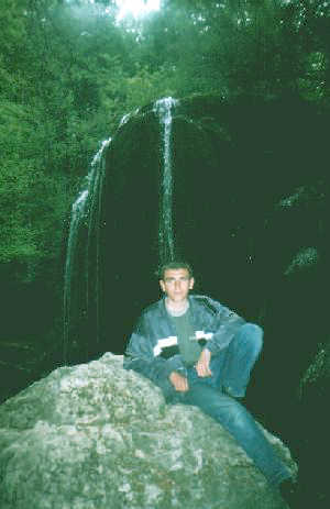 Крым, водопад Серебрянный, 4 мая 2002